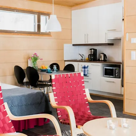 Kuoreksenniemi & Lakehouse * Puumala