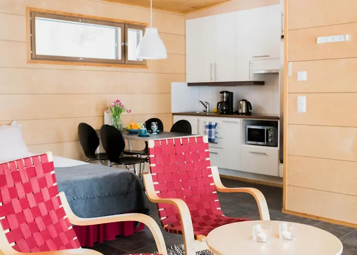 Kuoreksenniemi & Lakehouse * Puumala